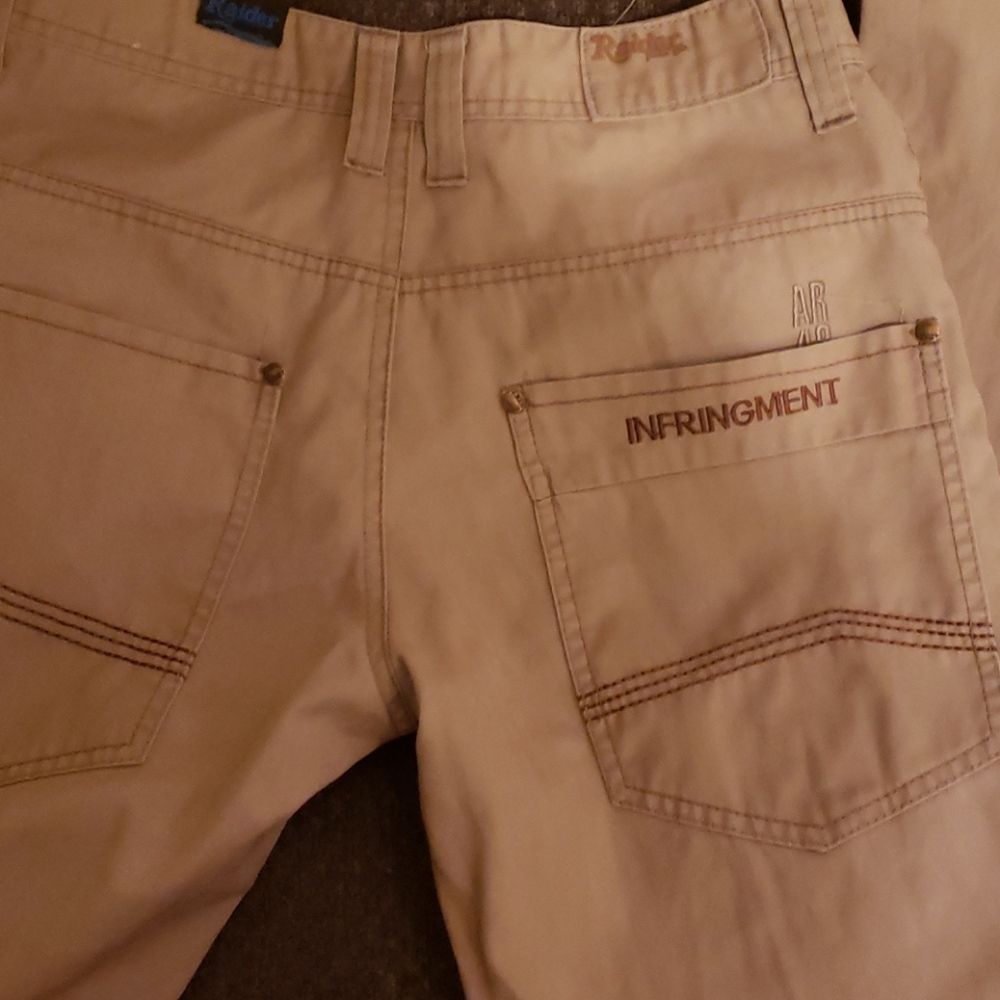 pants - Picture 3 of 3